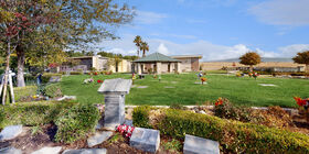 Jardín de cremación en Funeraria Del Angel Hillcrest & Hillcrest Memorial Park