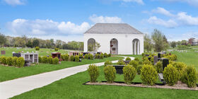 Private/semi-private estates at George Washington/Mt Lebanon Cemeteries