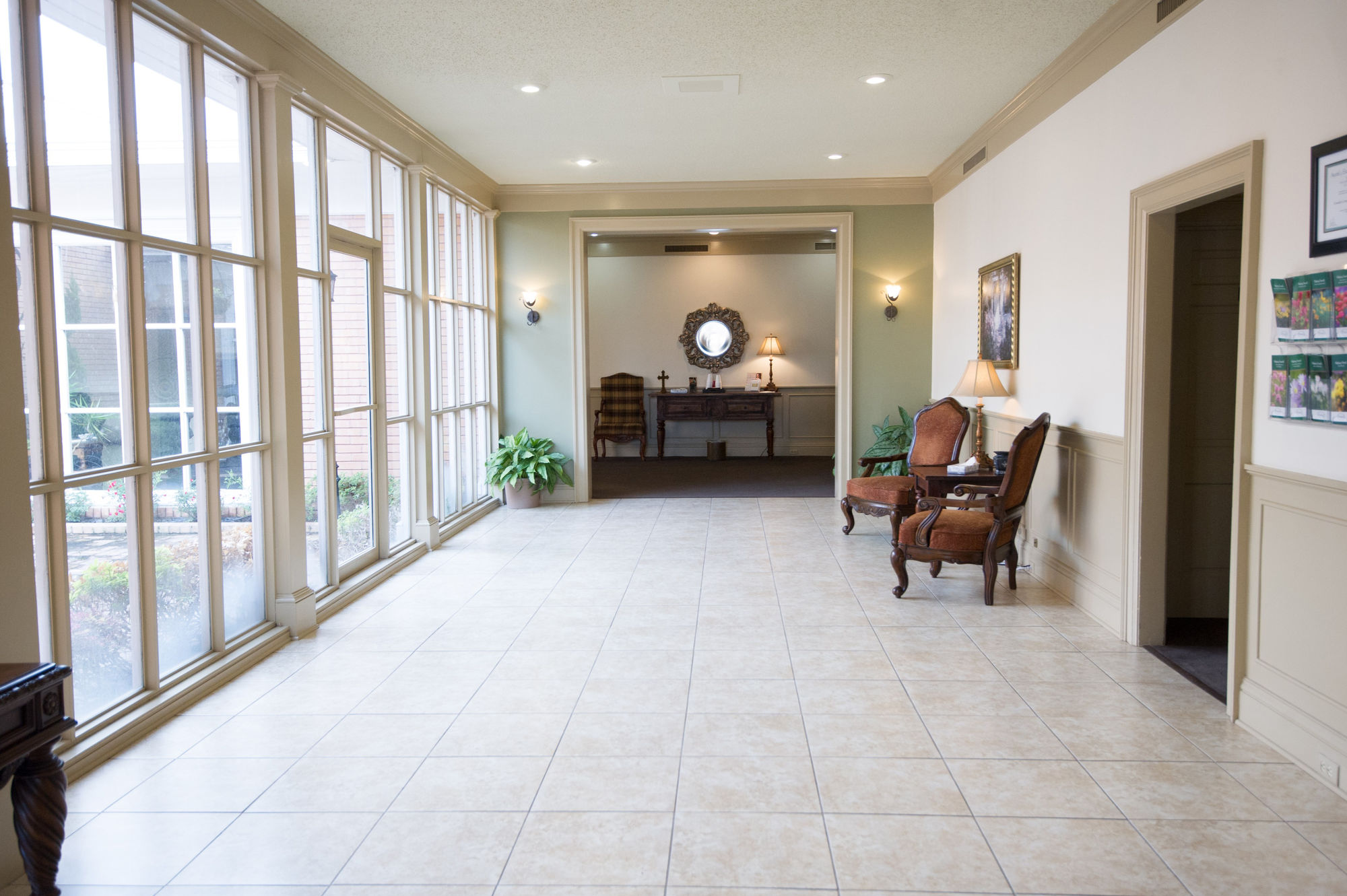 Sitting area at Connally-Compton Funeral Directors