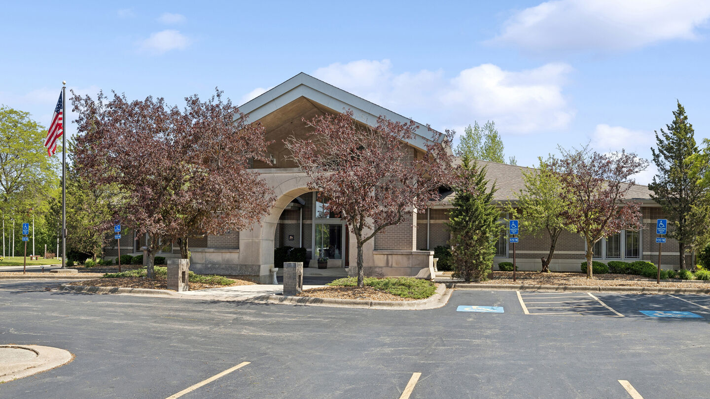 Chapel Hill Gardens South Funeral Home & Cemetery