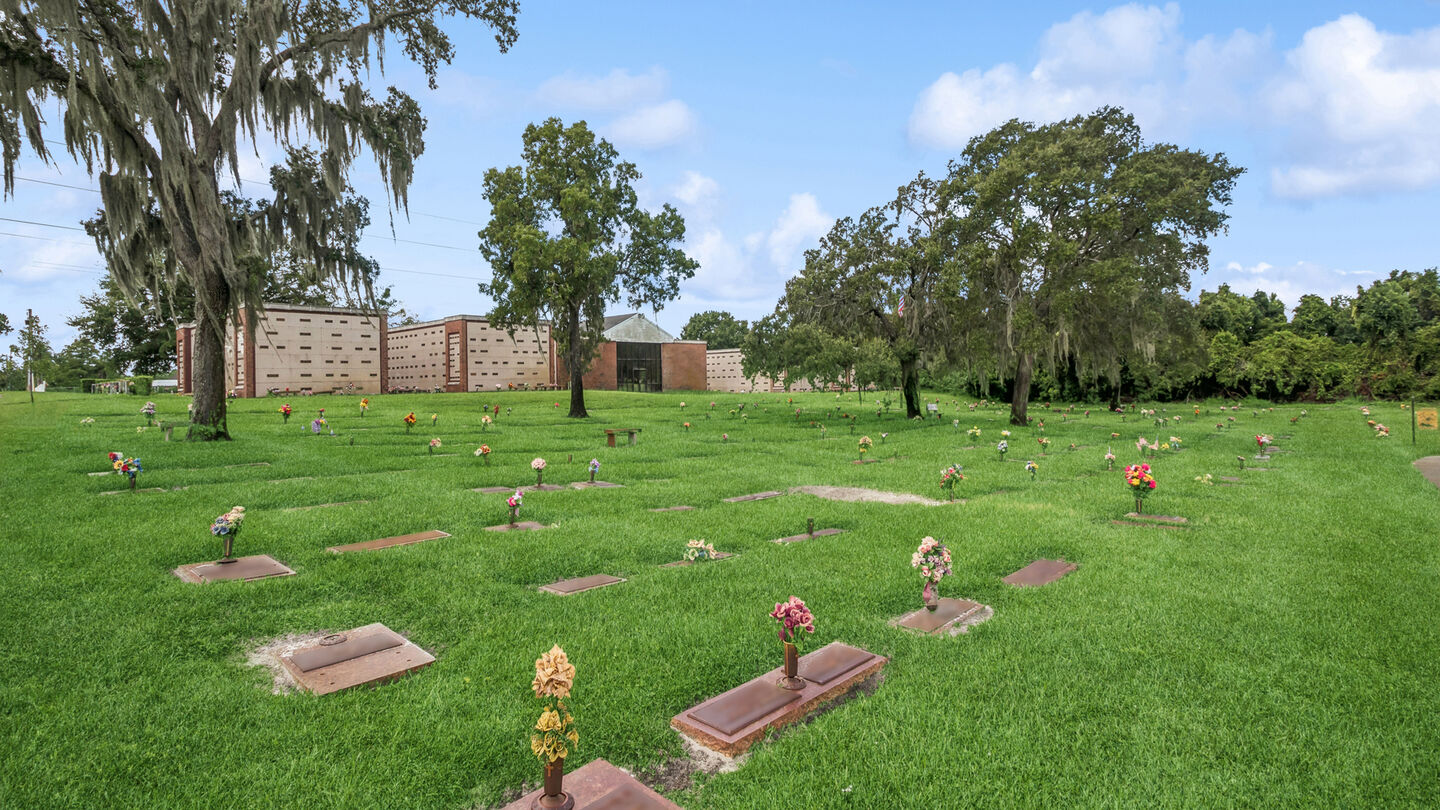 Cemetery grounds at Deltona Memorial Funeral Home & Gardens