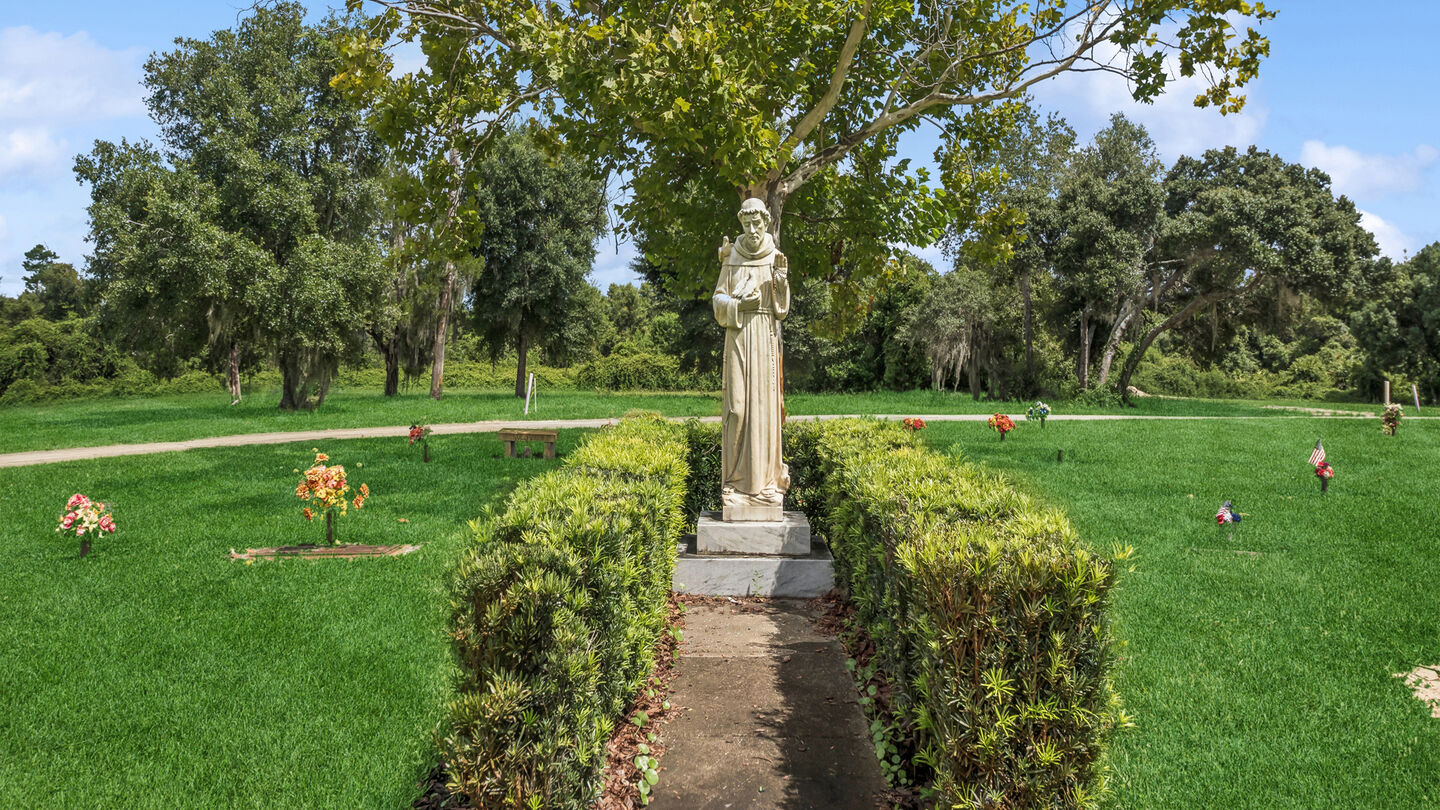 Unique feature at Deltona Memorial Funeral Home & Gardens