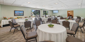 Celebration of life venue for services, gatherings and receptions at Allnutt Funeral Service – Hunter Chapel