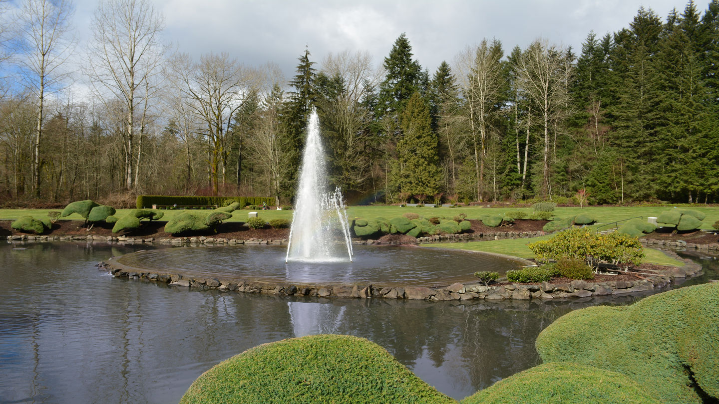 Azalea Fountain at Floral Hills Cemetery