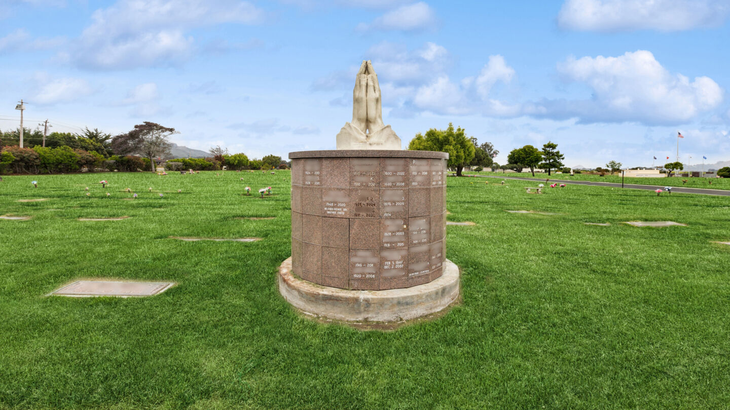 Columbario en Los Osos Valley Mortuary & Memorial Park