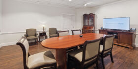 Arrangement room at Earthman Southwest Funeral Home