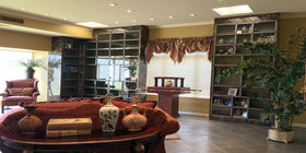 Sitting area at Mount Vernon Memorial Park