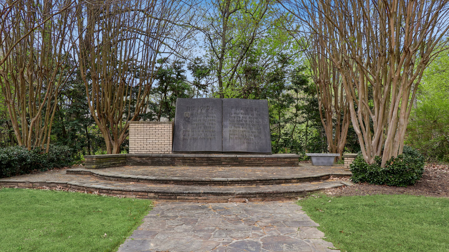 Memphis Memory Gardens | Cemetery | Memphis, TN