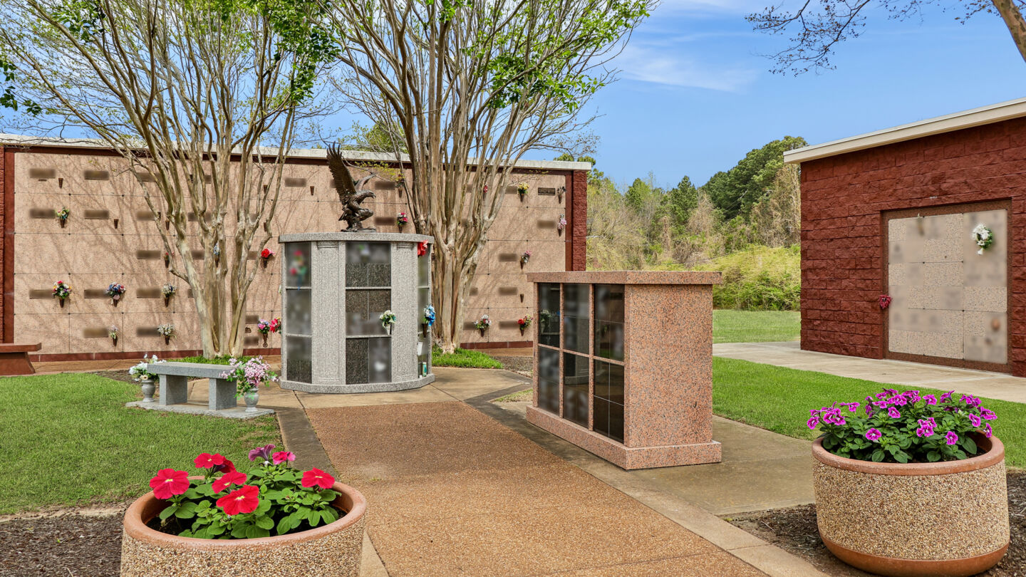 Memphis Funeral Home & Memorial Gardens