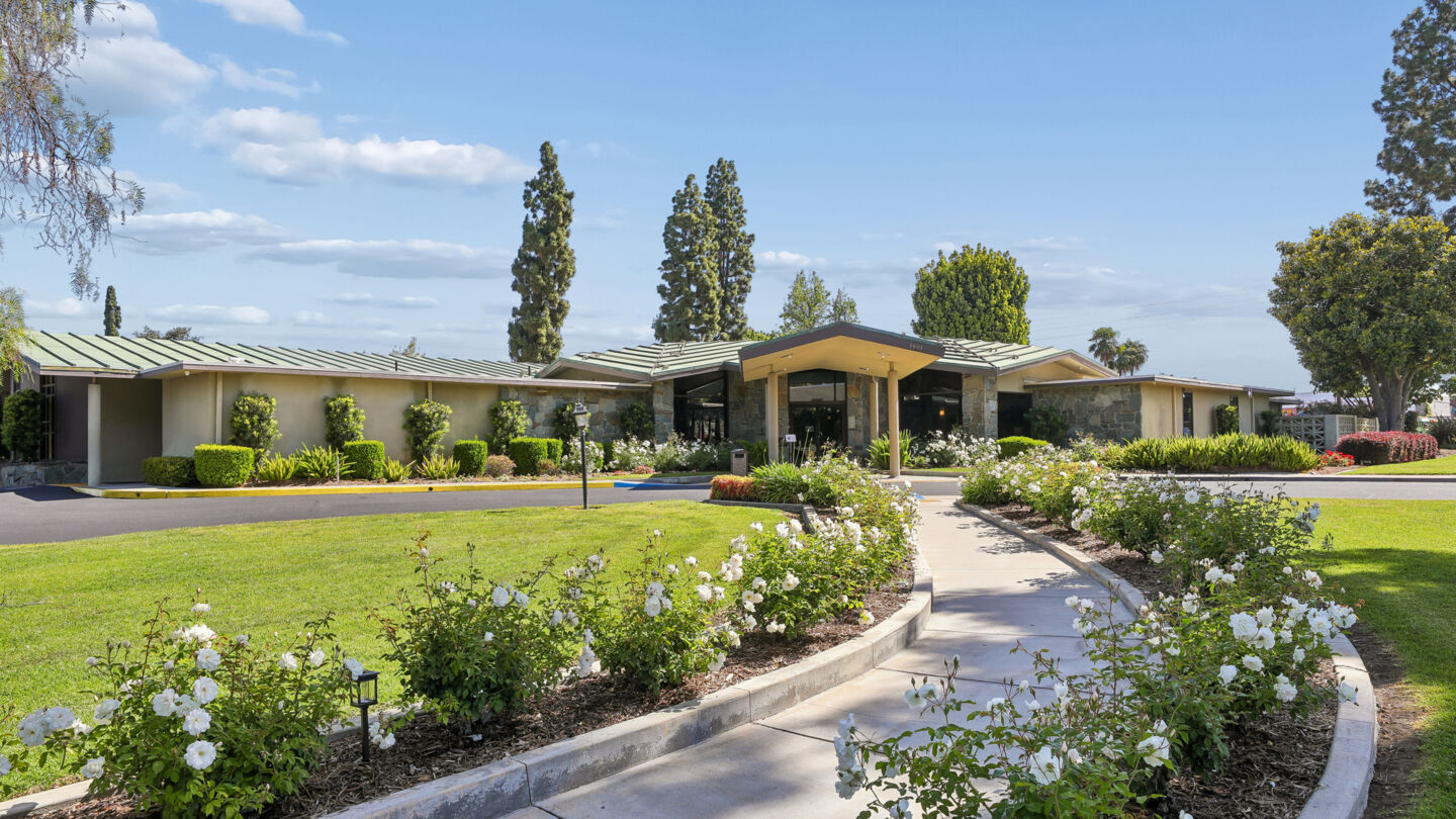 Oakdale Mortuary & Memorial Park