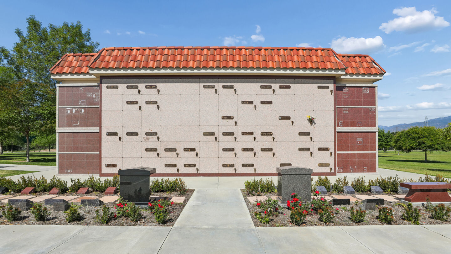 Oakdale Mortuary & Memorial Park