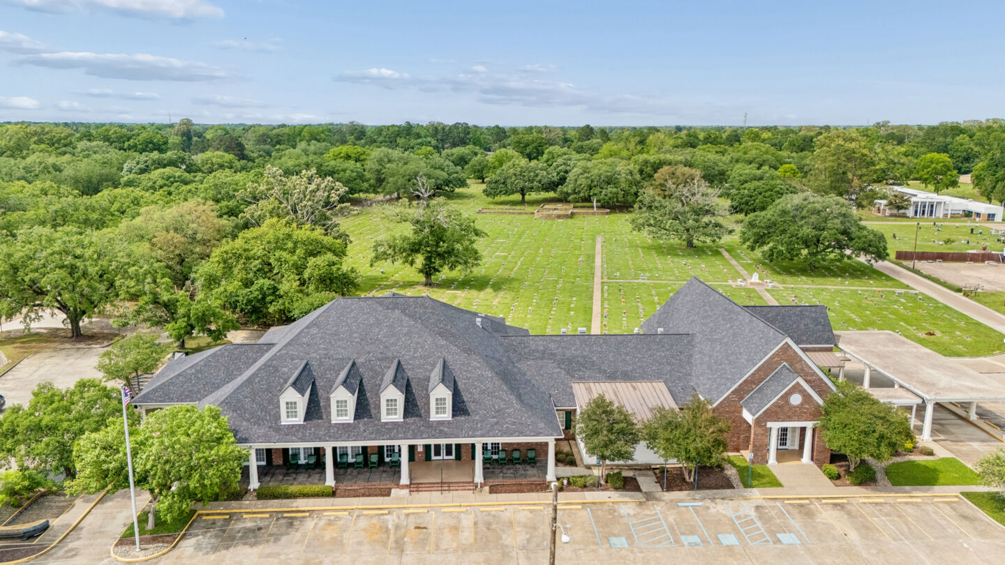 Greenoaks Funeral Home & Memorial Park
