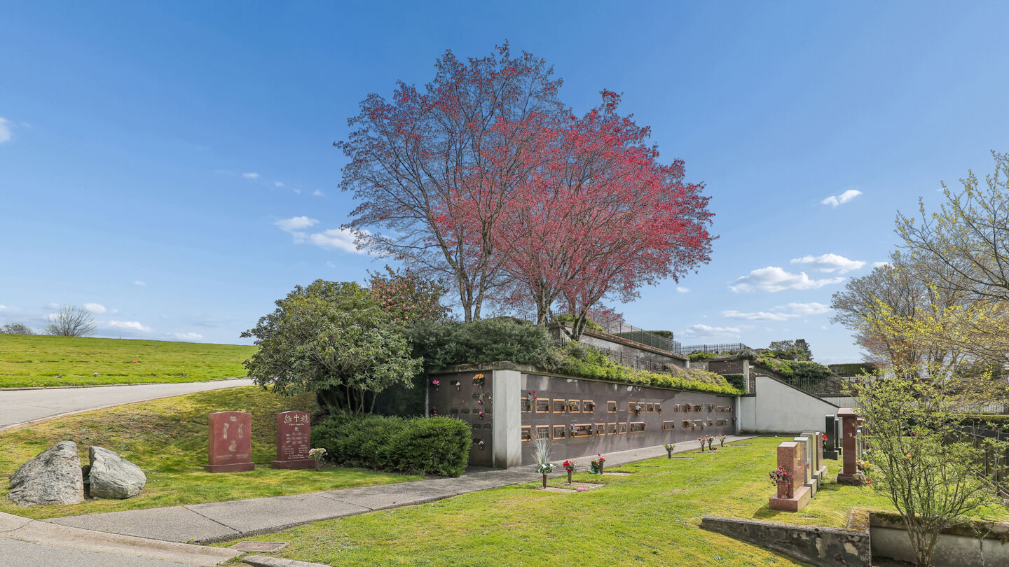 Forest Lawn Funeral Home & Memorial Park