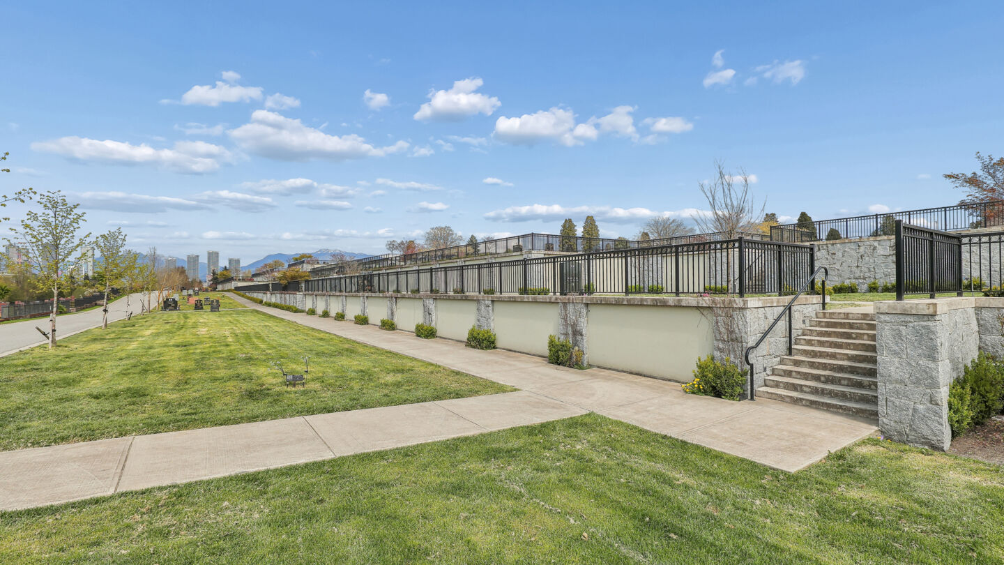 Forest Lawn Funeral Home & Memorial Park