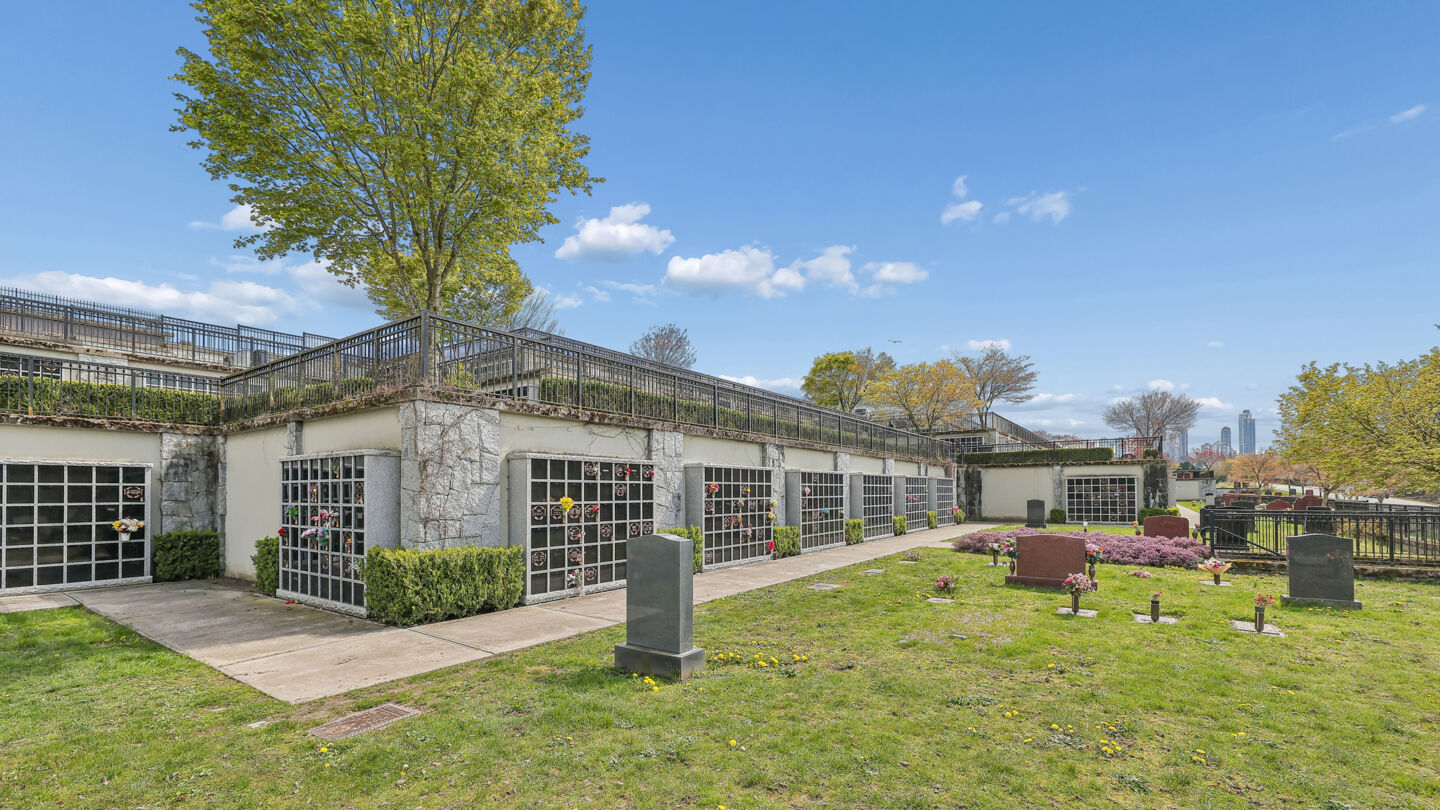 Forest Lawn Funeral Home & Memorial Park