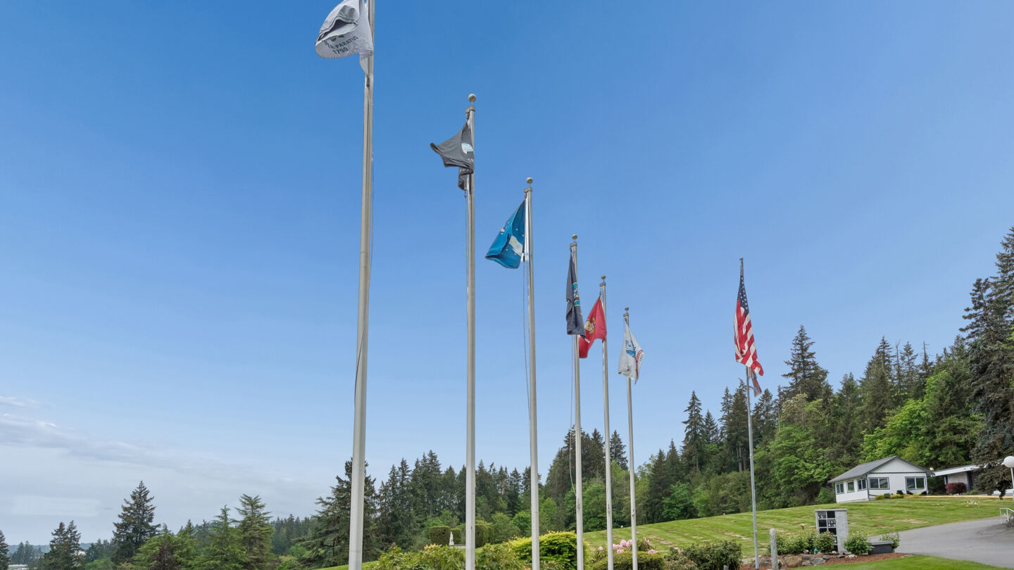Sección de veteranos en Miller-Woodlawn Funeral Home & Memorial Park