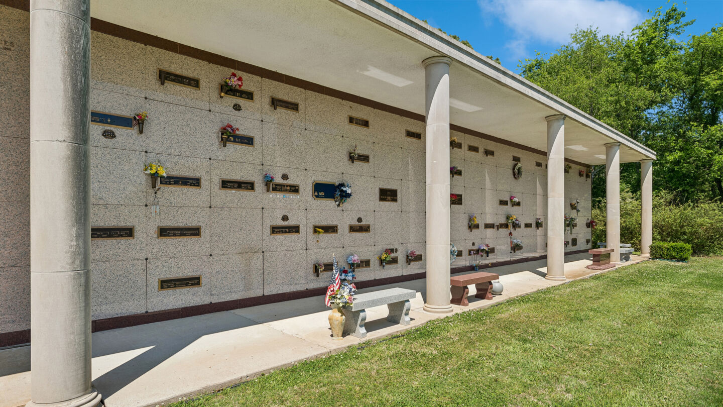 Roselawn Funeral Home & Memorial Gardens