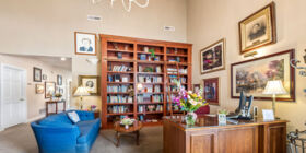 Sitting area at D.O. McComb & Sons Funeral Homes - Lakeside Park