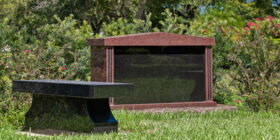 Private/semi-private estates at Robert Toale & Sons Funeral Home at Palms Memorial Park