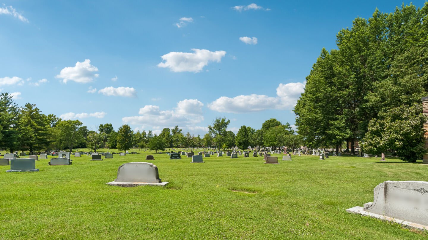 Cemetery grounds at Kraft Funeral Service & Kraft-Graceland Memorial Park